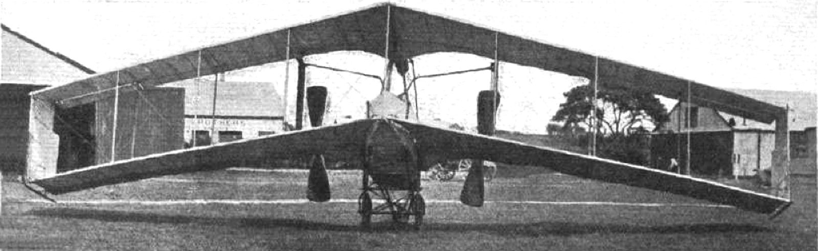 Lieutenant J.W. Dunne's D.5 in June 1910